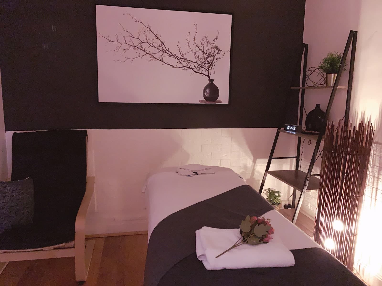 Amity Massage
