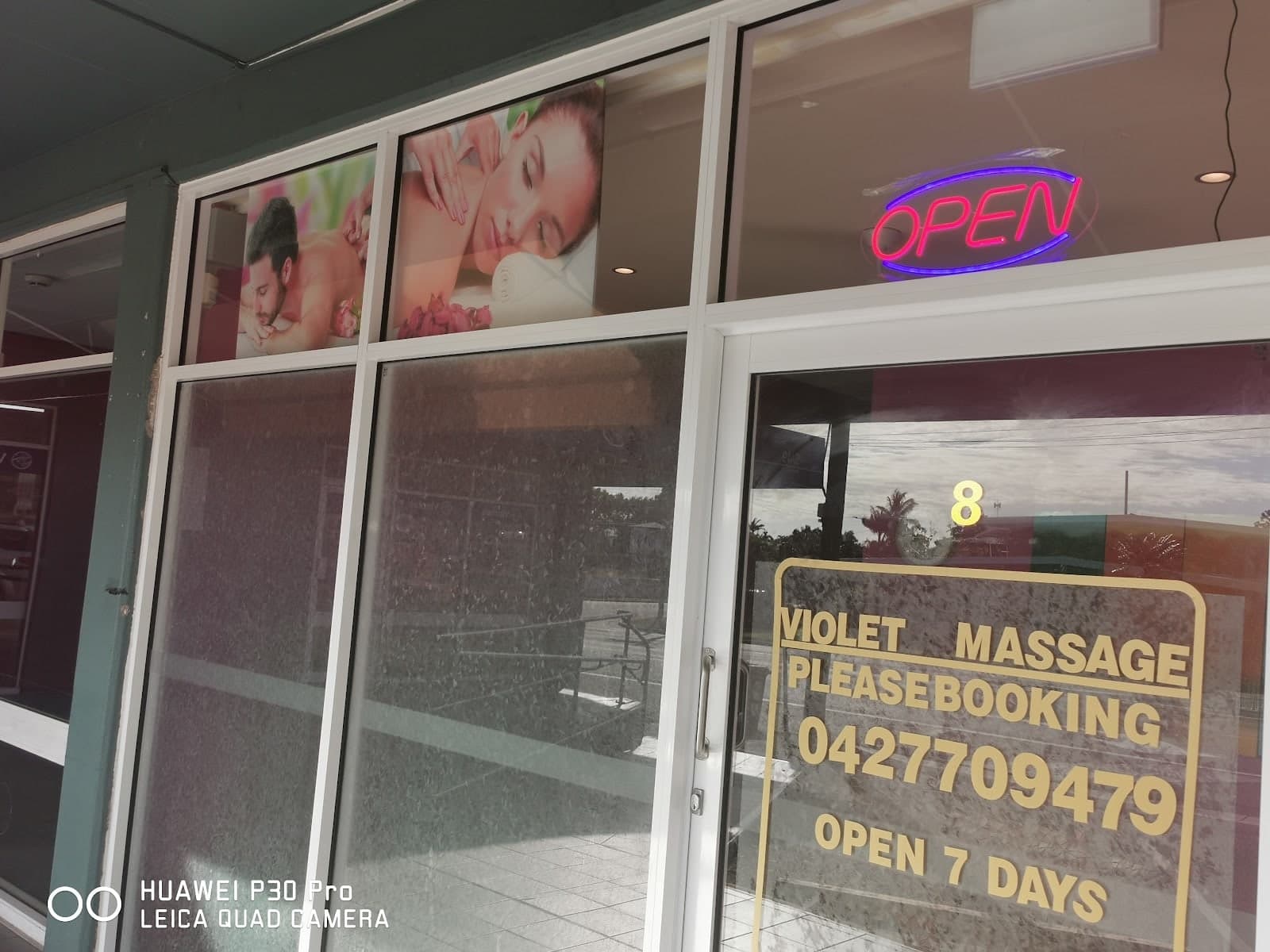 Naturally Healthy Violet Massage