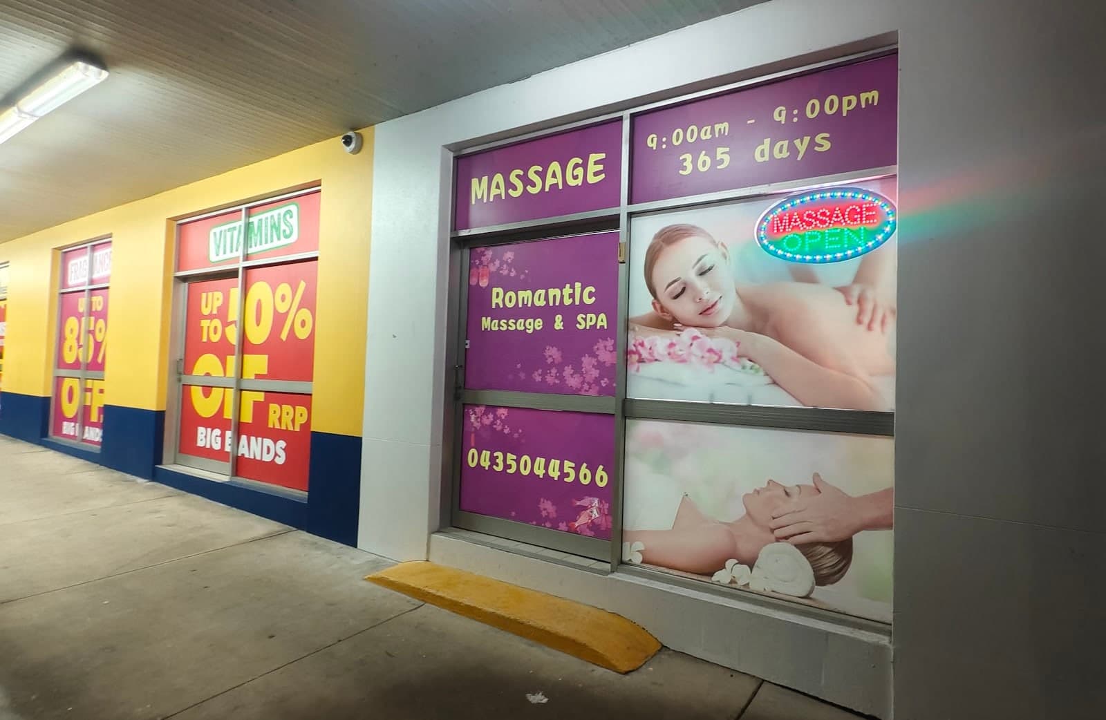 Romantic Massage and Spa