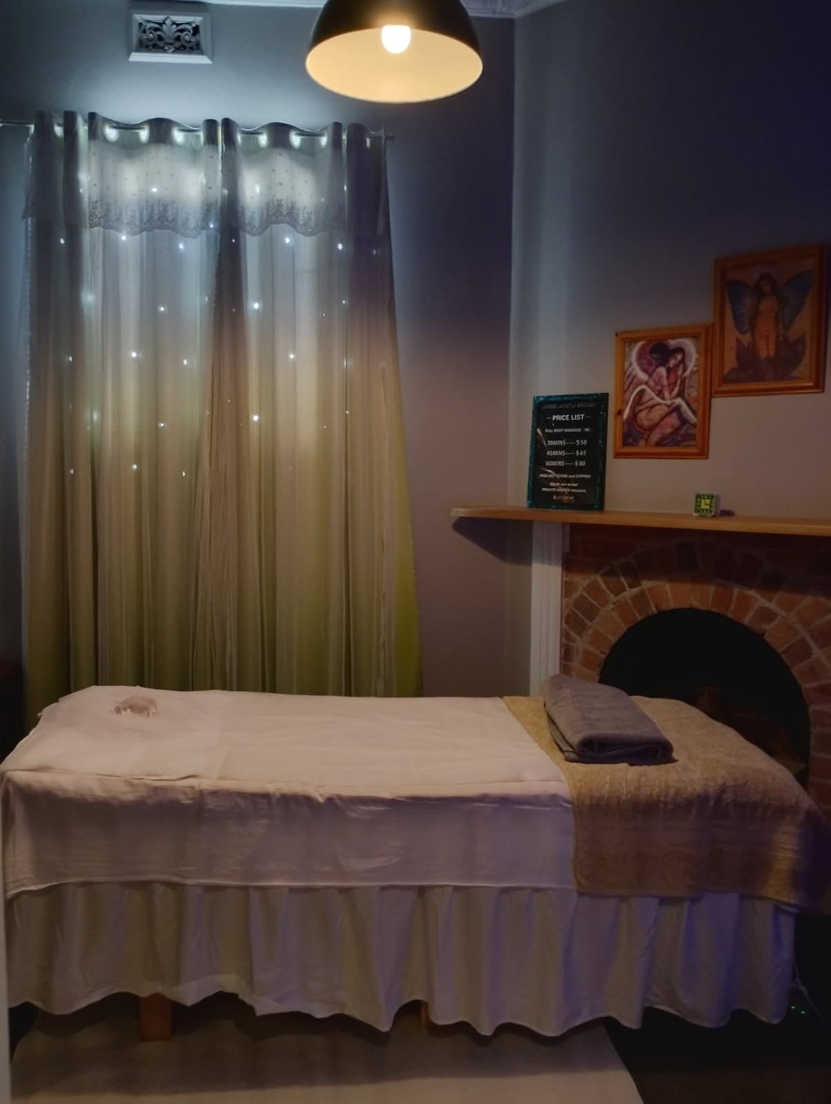 Cindy House massage