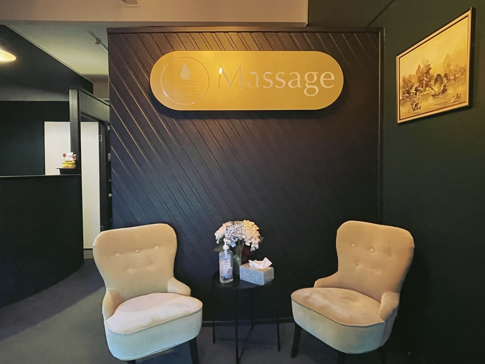 H2O Massage & Spa