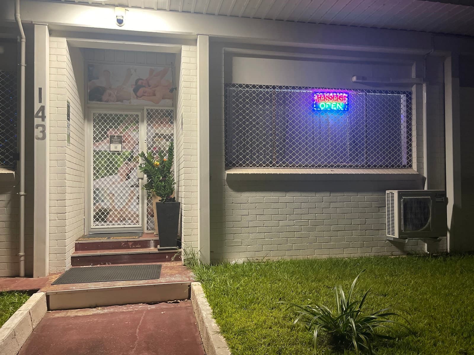 Advanced Therapy & Massage (Winnellie Massage)